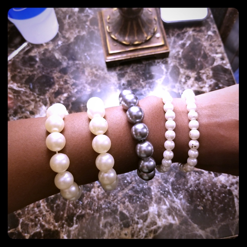 Pearl bracelets